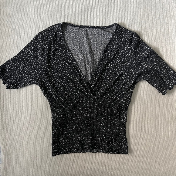 Floral Gray Low V neck Top - Picture 3 of 4